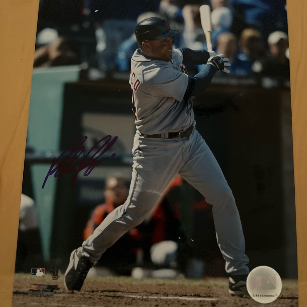 Autographed Baseball Photo - Picture 2 of 4